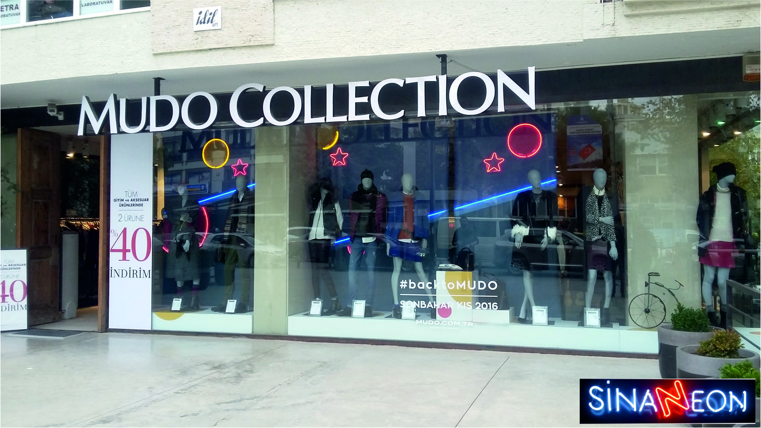 Mağaza Vitrin Neon Dekor